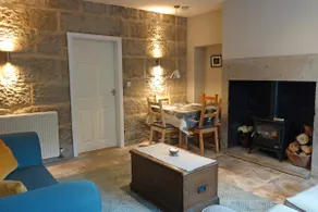 Machpelah: comfort, convenience and in town centre - Image 2
