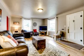 Charming Bungalow in heart of Eugene - Image 2