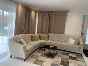 House with 5 bedrooms 2 bathrooms 1 living room 3 parking spaces - Image 2