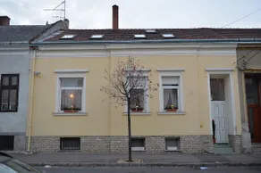 Sopron Eszter Apartman - Image 2