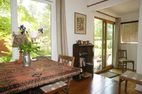 Dutch Touch Woodstock Cottage - Image 4