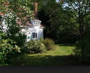 Beautiful 17th century cottage - Image 2