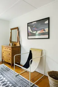 Upstate Getaway in Historic Hamlet - Image 4