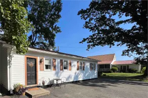 Payne Manor Guest House - Image 4