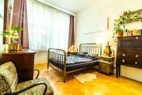 Family place in Old town/center - Image 3