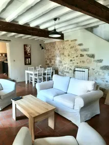 Historic charm & comfort in the heart of Donzère - Image 2
