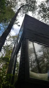 A hideaway in the woods - Image 3