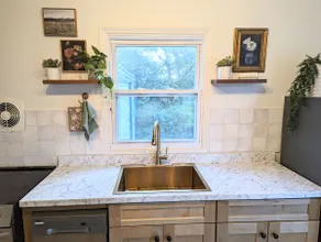 Creekside Cottage in the City - Image 3