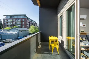 ★Modern Private 1BR★ Wi-Fi, W/D, AC, Kitchen, 2TVs - Image 3