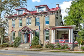 The Patriot House Bed & Breakfast - Image 2