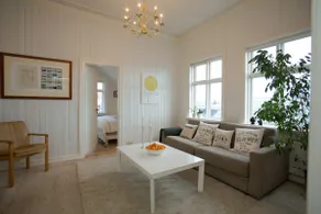 Wonderful apartment by the sea in Reykjavík area - Image 4