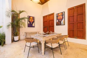 9 Bedroom Luxury Villa in Walled City - Image 5