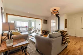 Beautiful House – Panoramic View of the River - Image 3