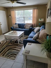 Cozy Ormond Bungalow - Image 2