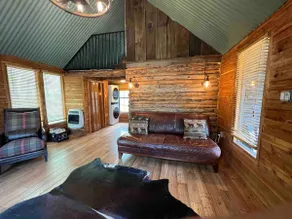 **Mission Cabin Getaway** - Image 2