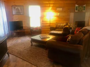Rustic Off-Grid Forest Cabin - Independence Lodge - Image 4