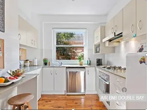 Stylish Art Deco apartment - Image 3