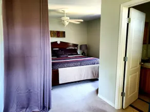 Cozy private studio suite close to beach. - Image 3