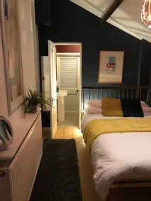 Funky private bedroom with own en suite and entry. - Image 3