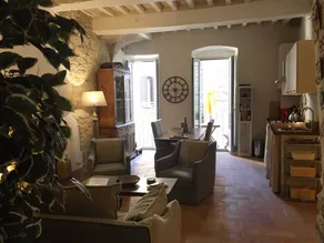Stylish & Quiet Apartment in Central Todi - Image 2