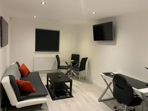 sark house Apartment Chorlton manchester - Image 5