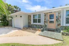 Ocean Breeze Cottage - Image 4