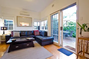 Manly Sunshine Cottage - quiet family retreat - Image 3