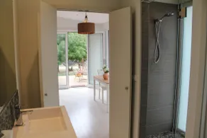 Boutique Retreat in Macedon includes Hot Breakfast - Image 5