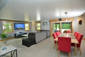 Private Pool Villa | 5 Min to Beach • Sleeps 10 - Image 5