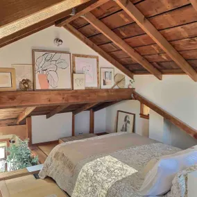 BIGGEST LITTLE HOUSE IN ECHO PARK - Image 4