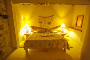 Villa Flor Liz (2) Romantic-Fireplace-Center - Image 2