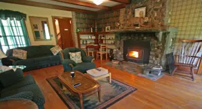 Arkville Manor Guest House - Image 2