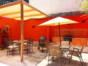 Casa Naranja = Cute+Clean+Parking - Image 4