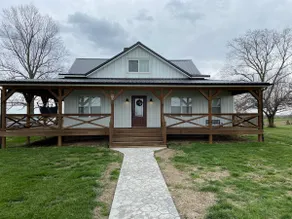 The Little Farm House - Image 2