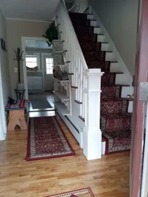 Spacious Bright Home in the heart of Newport - Image 2