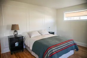 Vintage Luxury Condo in Downtown Livingston - Image 3