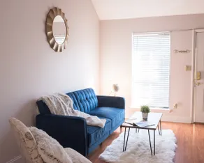 1 bed loft - 7 mins to downtown - Image 3
