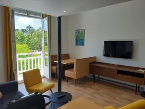 Le Bon Repos, renovated 1-bedroom apartment - parking - balcony - Image 2