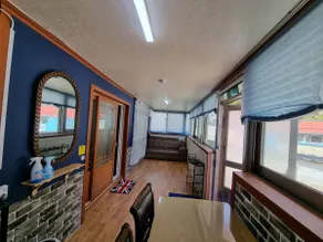 Hong's Bed and Breakfast - Image 3