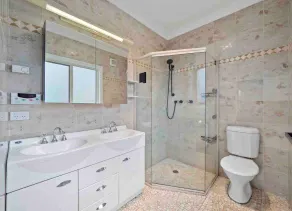 5BR Sleeps12 | Jindabyne 6 mins | Pets| Floor Heat - Image 5