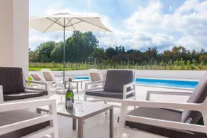 Villa Dora in Central Istria kids friendly with private pool and playground for 10 persons - Image 3
