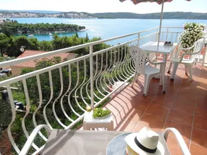 Great sea view, near Trogir and beach A4+1 - Image 2