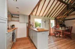The Barn by Camber Beach. Sleeps 6 - Image 5