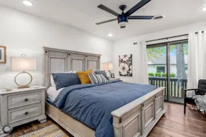 Modern 2BR Townhouse - Near Bike Trails & Golf - Image 4