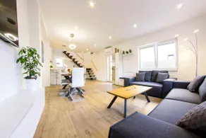 Modern & Cosy with Hot Tub - Image 3