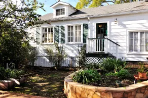 Wine Country Friendly Cottage - Image 5