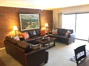 BEST LOCATION Park Station Main St 2-Bdrm Condo - Image 4
