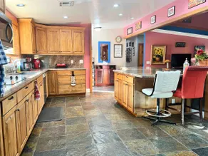 Our Upgraded Home on an acre - Image 3