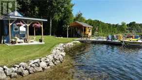 Family Fav Waterfront Luxury Cottage | Sauna |Dock - Image 4