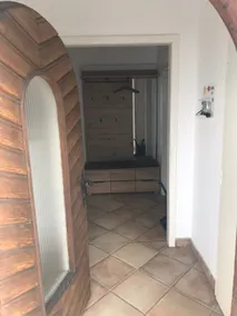 Townhouse with traditional flair - Image 2